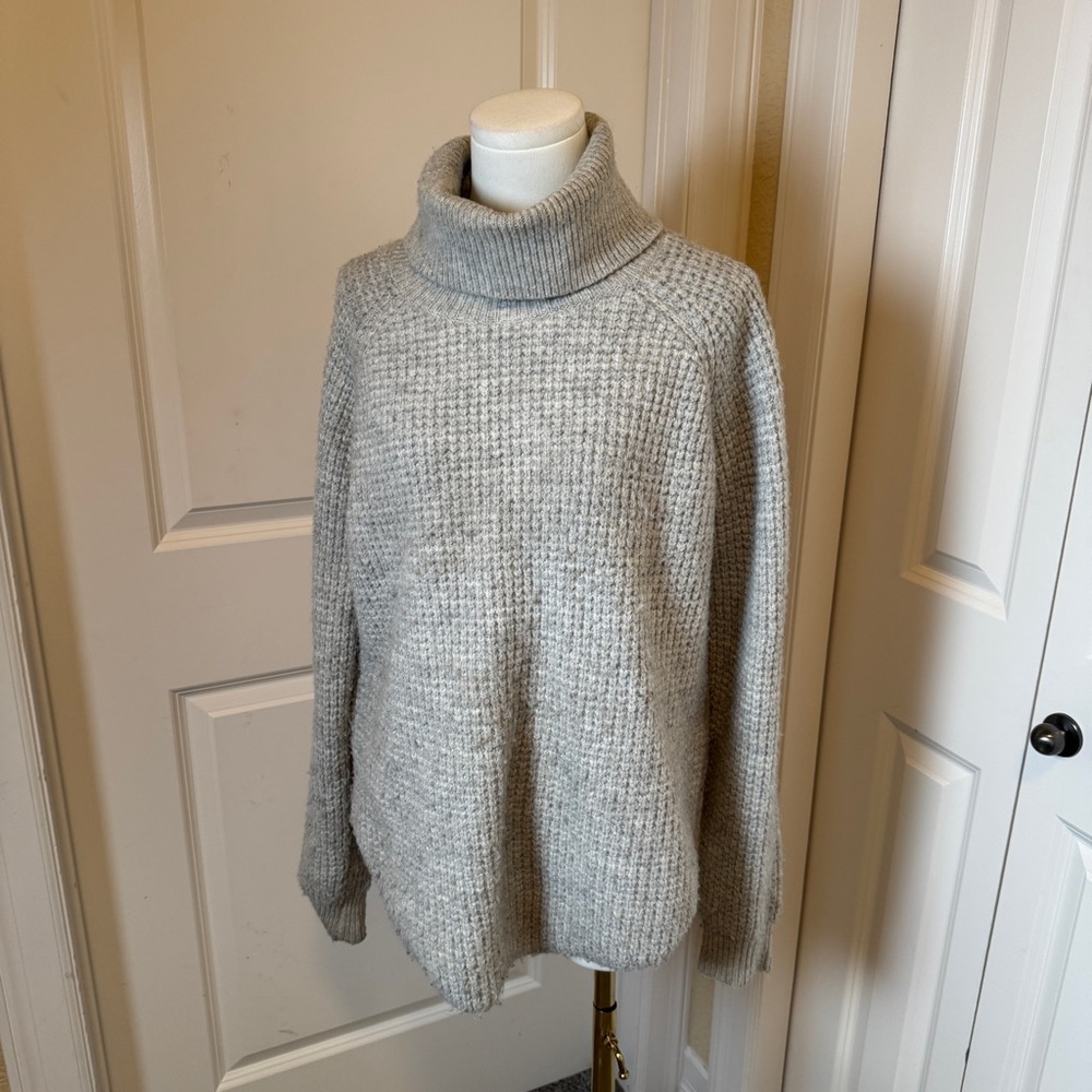 KUHL Sienna Sweater Women Size S Gray Cowl Neck Over Sized Cabin Cozy Pullover